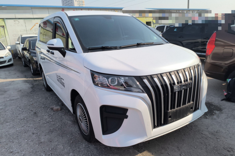 BAW北汽制造 锐胜王牌M7 2025款 1.6L 手动标轴舒适型 5座车身外观3