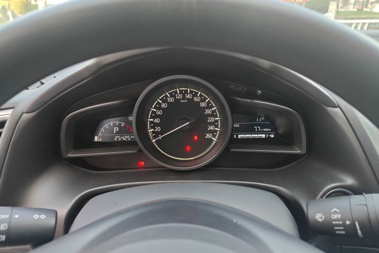 马自达3 昂克赛拉 2019款 云控版 三厢 1.5L 自动豪华型 国VI中控内饰14