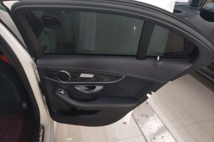 奔驰C级 2021款 C 260 L 运动版中控内饰7006