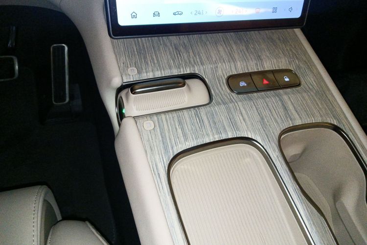 蔚来ET7 2023款 75kWh局部细节18