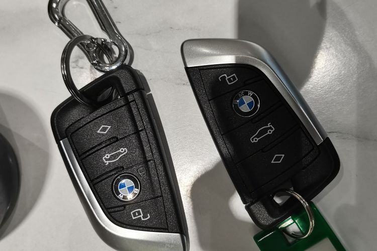 宝马4系 2024款 430i Gran Coupe M运动曜夜套装中控内饰11