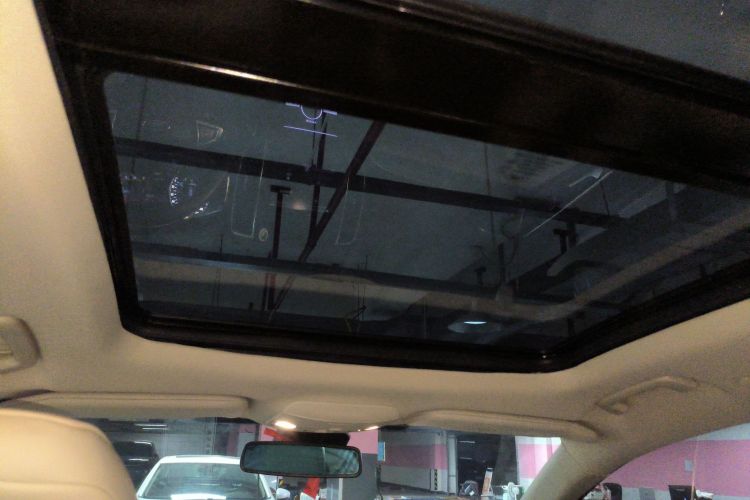 福特 锐界 2015款 2.7T GTDi 四驱尊锐型 7座局部细节22