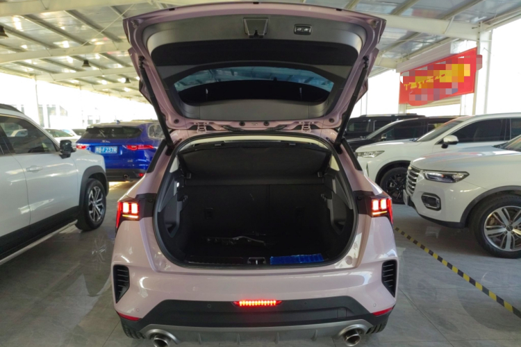 领克06 2023款 Remix 1.5T Shero机舱底盘23