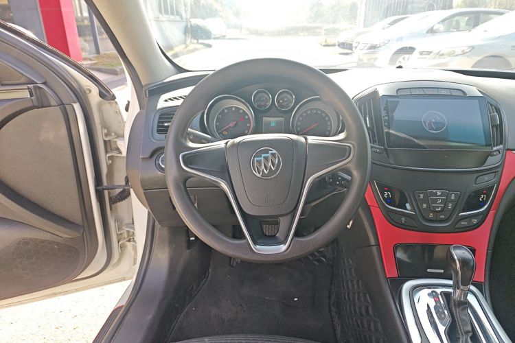 别克 君威 2015款 1.6T 领先技术型中控内饰13