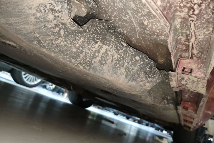 雷克萨斯RC 2016款 200t 锋尚版局部细节9001