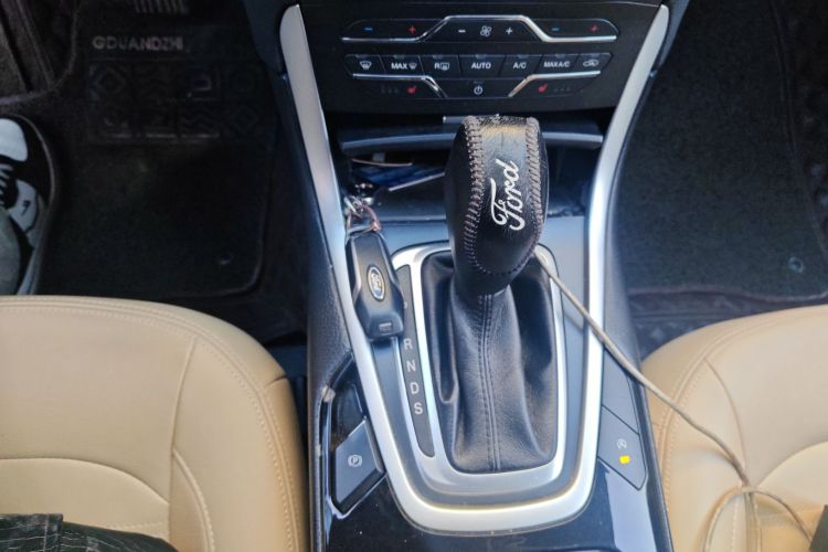 福特 锐界 2016款 EcoBoost 245 两驱精锐型 5座中控内饰18