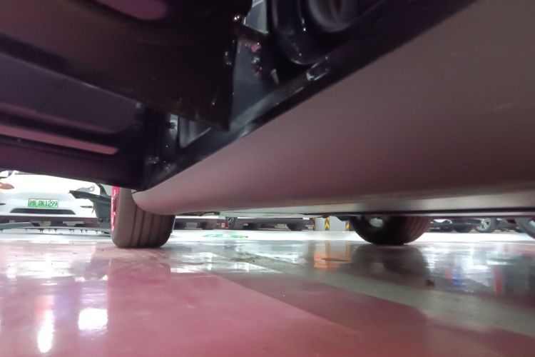 特斯拉 Model Y 2024款 后轮驱动版局部细节9002