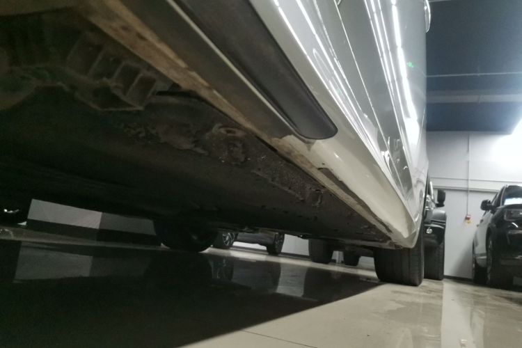 宝马5系 2021款 改款 530Li 领先型 M运动套装局部细节9002