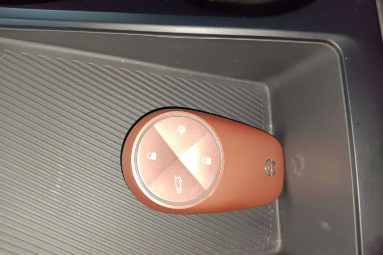 蔚来EC6 2020款 430KM 运动版中控内饰11