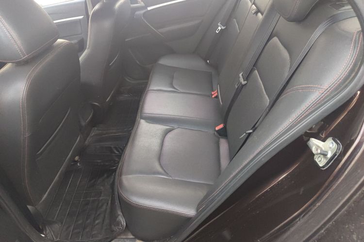 吉利汽车 帝豪 2015款 三厢 1.5L 手动向上版中控内饰7004