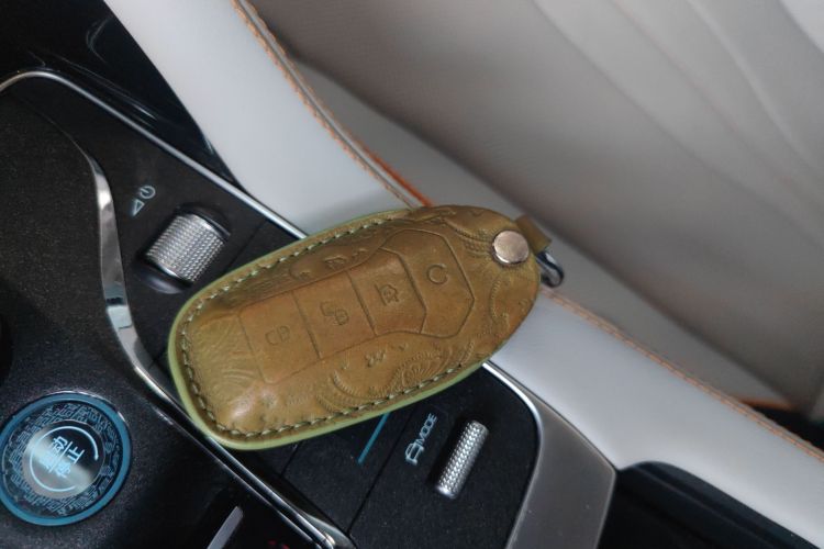 比亚迪 宋PLUS新能源 2023款 冠军版 DM-i 110KM 旗舰PLUS中控内饰11