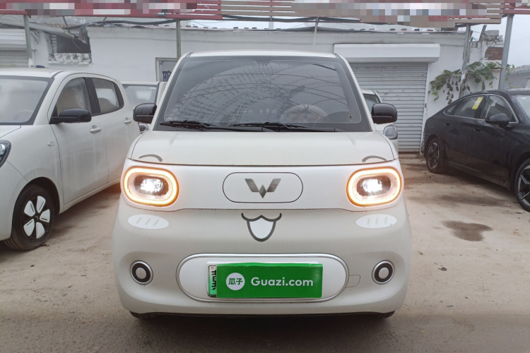 五菱汽车 宏光MINIEV 2024款 第三代 215km 青春版车身外观2