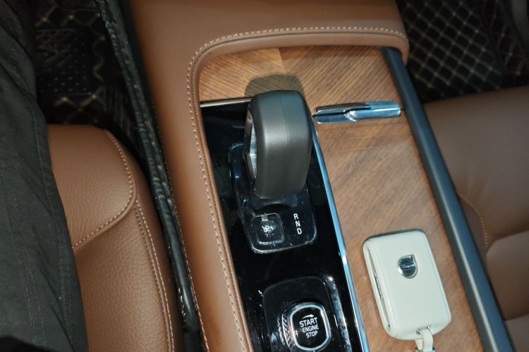 沃尔沃XC90 2024款 B5 智行豪华版 7座局部细节18