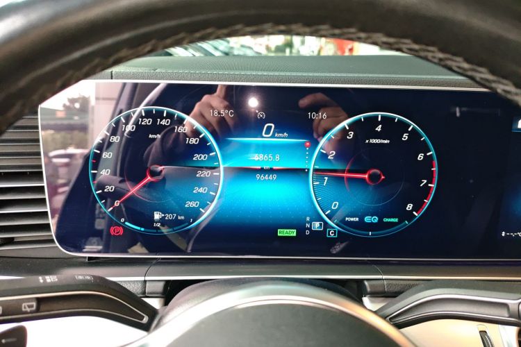 奔驰GLE 2021款 GLE 450 4MATIC 动感型局部细节14