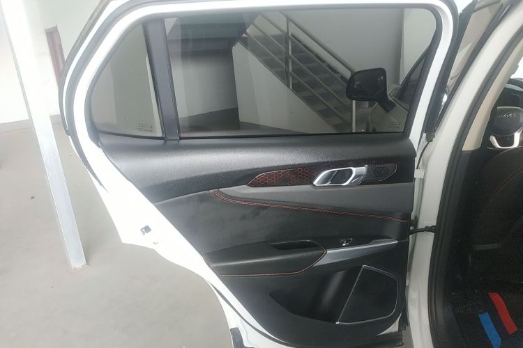 领克01 2017款 2.0T 四驱劲Pro版中控内饰49