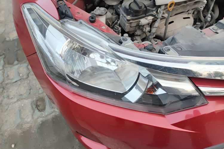 丰田 威驰 2014款 1.5L 自动智臻版车身外观6006