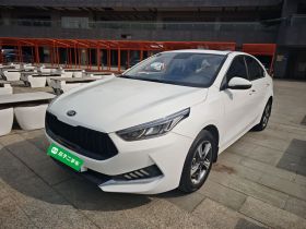 起亚K3 2020款 1.5L CVT新锐天窗版