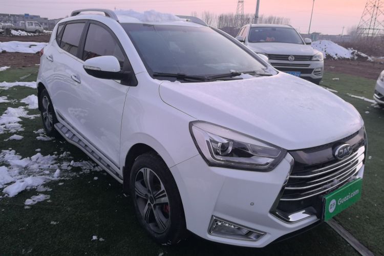 江汽集团 瑞风S2 2018款 智驱版 1.5L 手动豪华智能型车身外观3