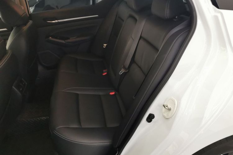 日产 天籁 2022款 2.0L XL-TLS 悦享版中控内饰7004