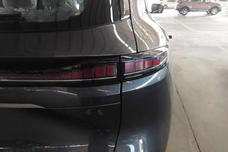 长安CS75 PLUS 2025款 第四代 UItra 2.0T 新蓝鲸 智慧劲擎型车身外观6006