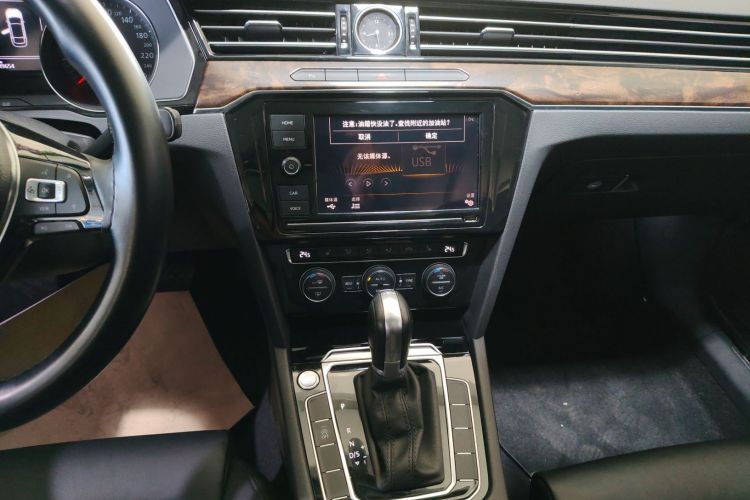 大众 迈腾 2019款 330TSI DSG 豪华型 国VI中控内饰16