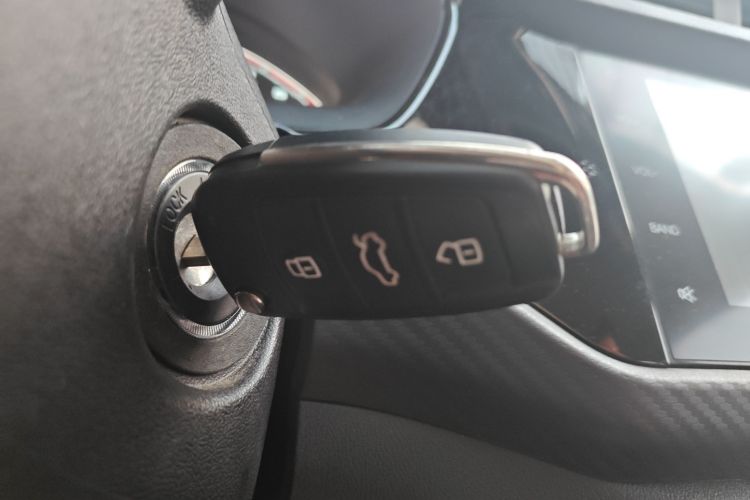 奇瑞 瑞虎3X 2020款 质享版 1.5L CVT尊贵版中控内饰11