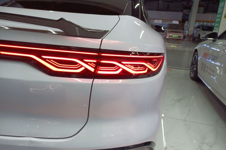 比亚迪 汉 2022款 EV 创世版 715KM前驱旗舰型车身外观6006