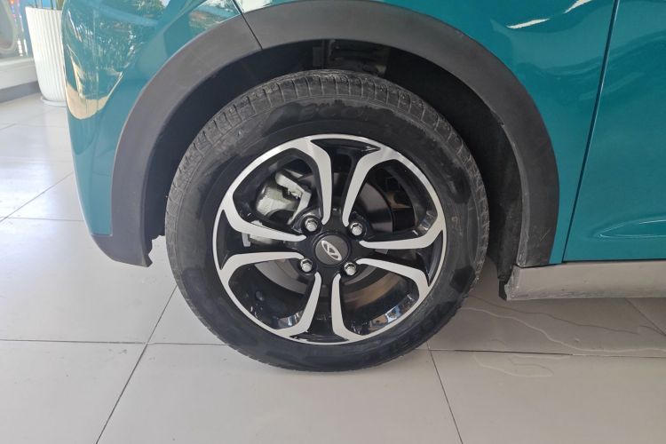 奇瑞 小蚂蚁 2019款 4座女王版 30.6kWh车身外观6007