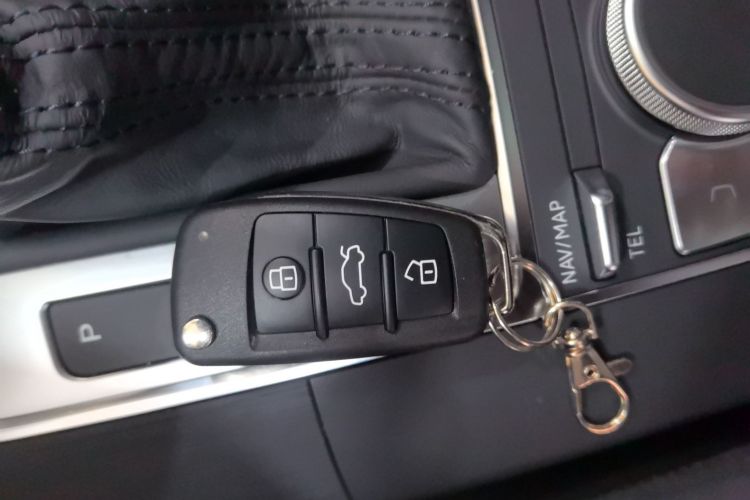 奥迪A3 2020款 改款 Limousine 35 TFSI 进取型 国VI中控内饰11