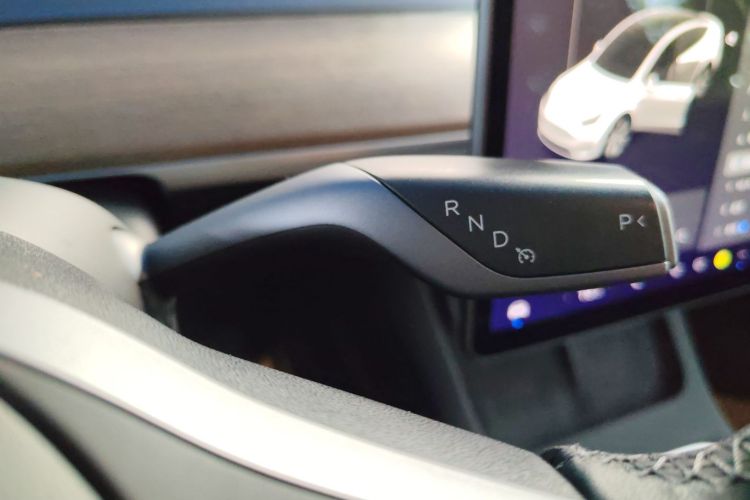 特斯拉 Model Y 2021款 长续航全轮驱动版局部细节18