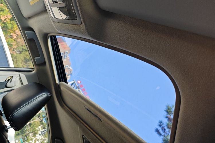 丰田 雷凌 2014款 1.6G CVT精英版局部细节22