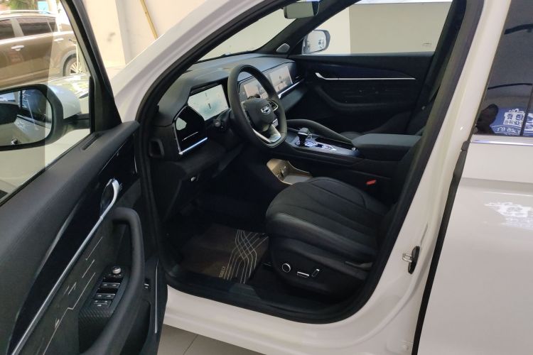 吉利汽车 星越L 2024款 2.0TD 高功自动两驱天际版中控内饰7003