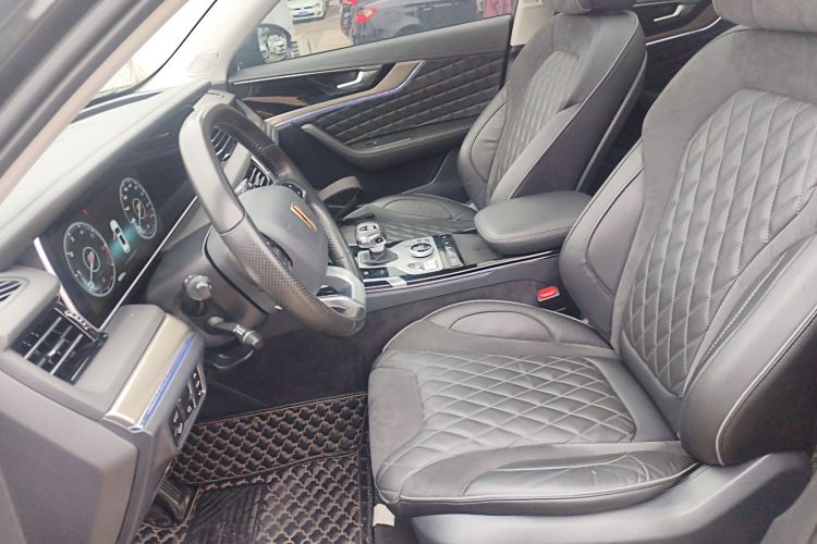 红旗HS5 2019款 2.0T 智联旗享四驱版中控内饰19