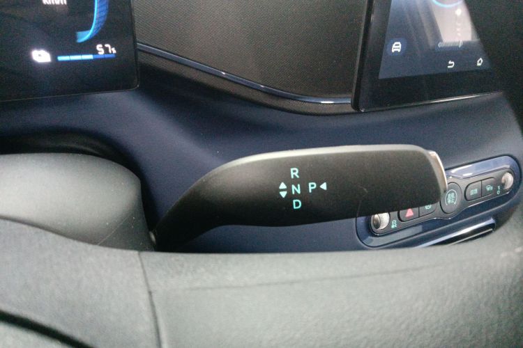 比亚迪 海鸥 2025款 305km 活力版中控内饰18