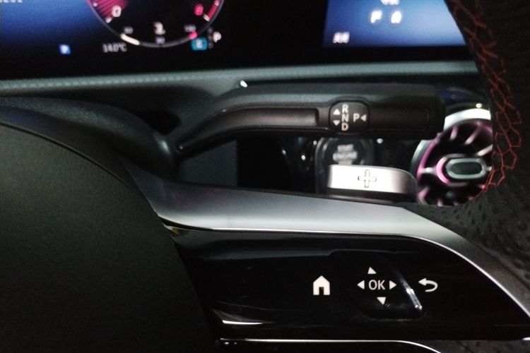 奔驰A级 2024款 改款 A 200 L 时尚型局部细节18