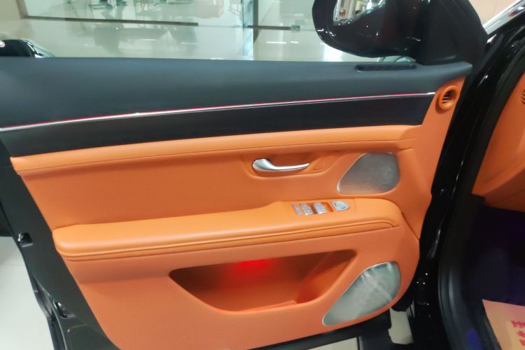 鸿蒙智行 问界M7 2024款 1.5T 智驾四驱Pro版 6座中控内饰7007