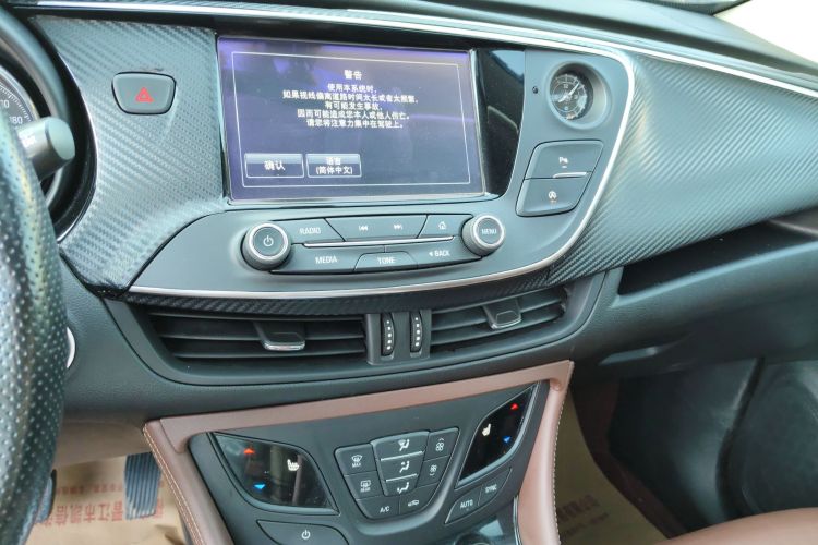 别克 昂科威 2019款 28T 四驱精英型 国V中控内饰16