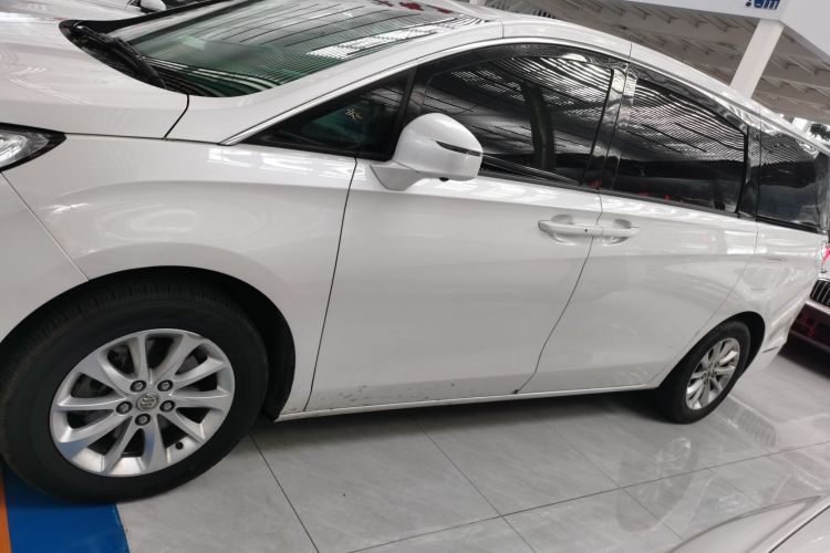 别克GL8 2018款 ES 28T 尊享型 国VI车身外观6003