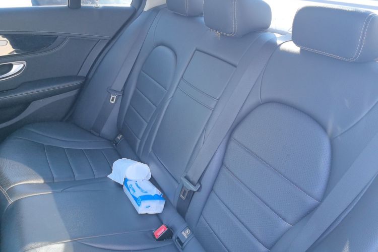 奔驰C级 2017款 改款 C 180 L 动感型运动版中控内饰21