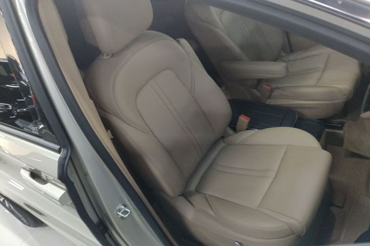 别克GL8 2021款 ES陆尊 653T 尊享型局部细节41