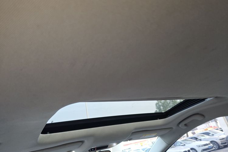 别克 君越 2016款 20T 领先型中控内饰22