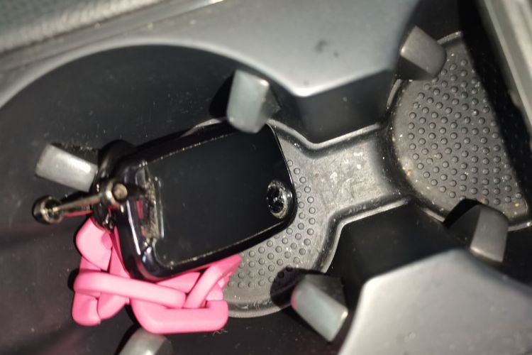 大众 迈腾 2023款 200万辆纪念版 330TSI DSG豪华型中控内饰7001