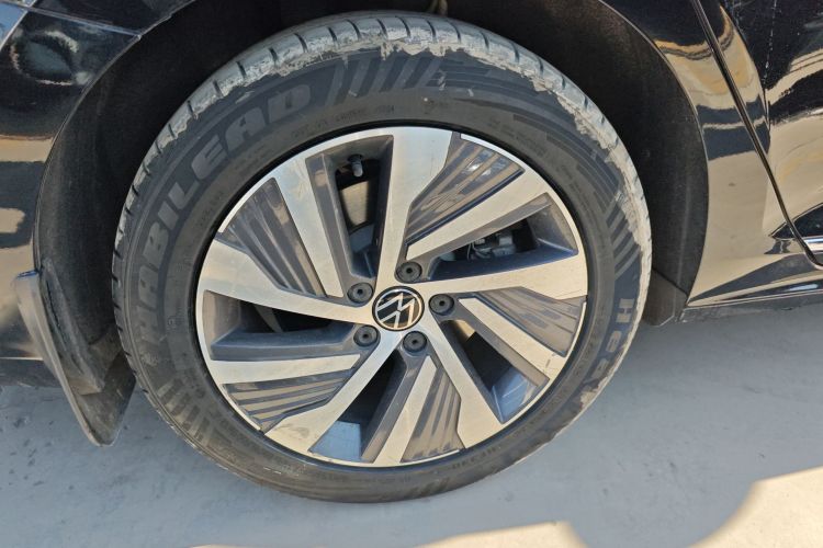 大众 帕萨特新能源 2023款 430PHEV 混动精英版车身外观6003