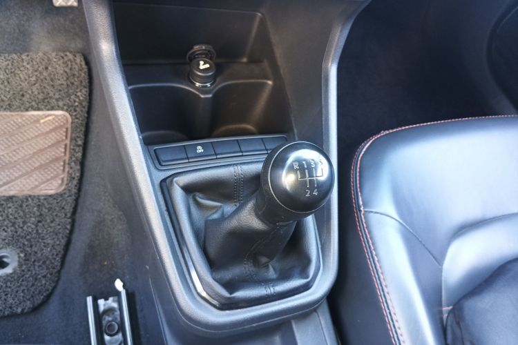 大众 桑塔纳 2018款 1.5L 手动风尚版局部细节18