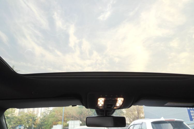 奔驰B级 2020款 B 200 动感型中控内饰22