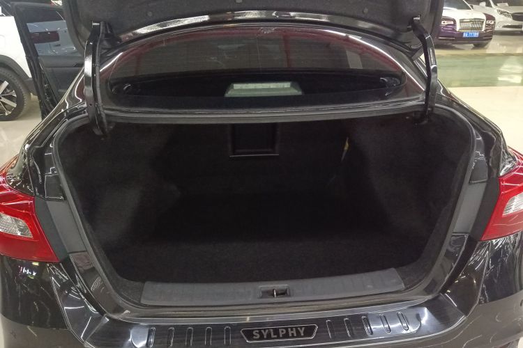 日产 轩逸 2019款 经典 1.6XL CVT豪华版局部细节23