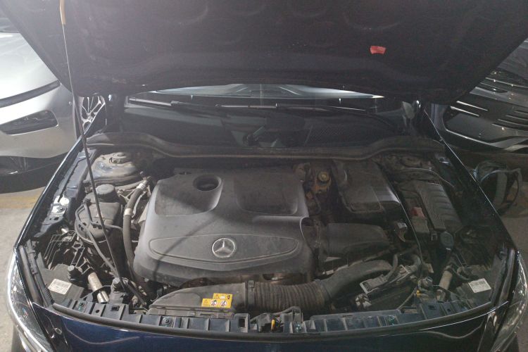 奔驰GLA 2018款 GLA 200 动感型局部细节24