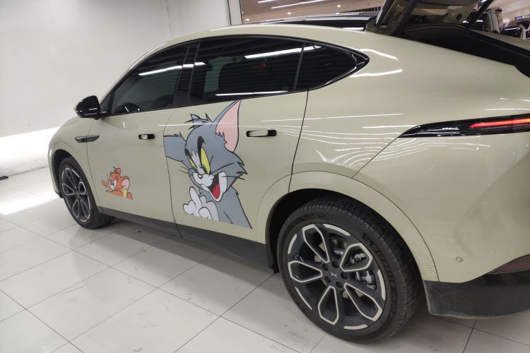 小鹏G6 2025款 725 超长续航 Max 旗舰版车身外观6003