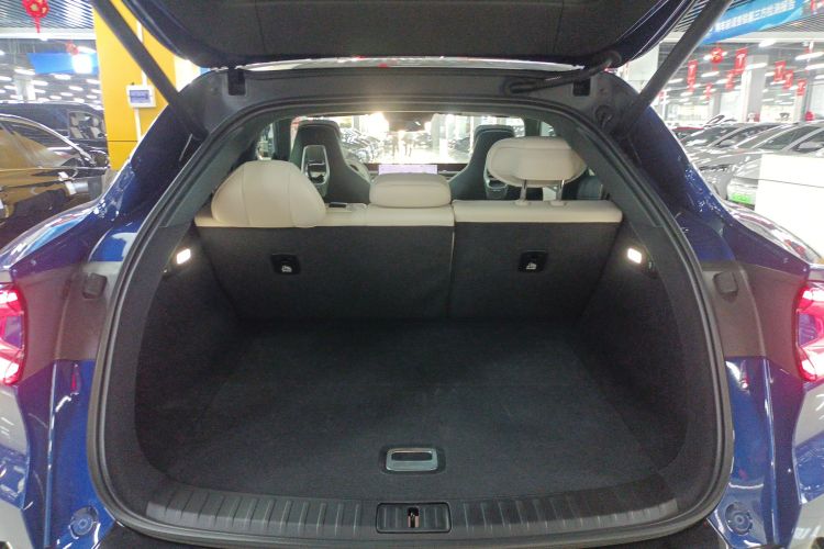 小米汽车 小米YU7 2025款 超长续航高性能四驱Max版局部细节23