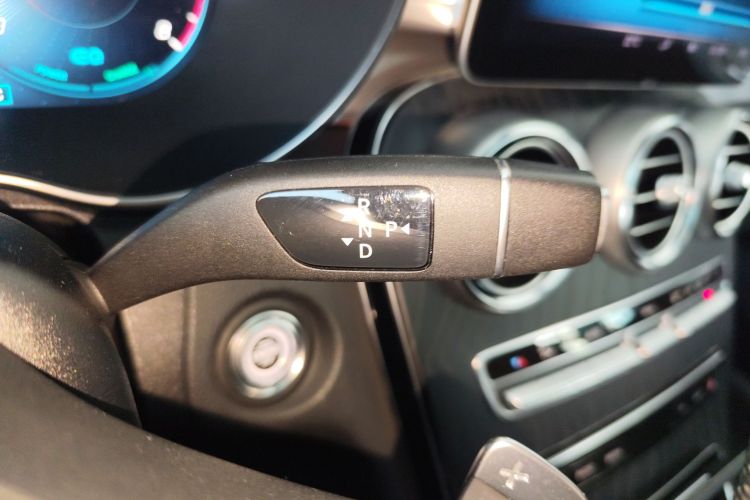 奔驰C级(进口) 2019款 C 260 轿跑车局部细节18